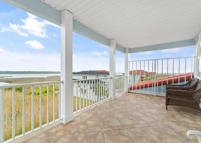 Reunion Beach House Holiday home *