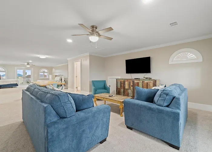 Reunion Beach House *
