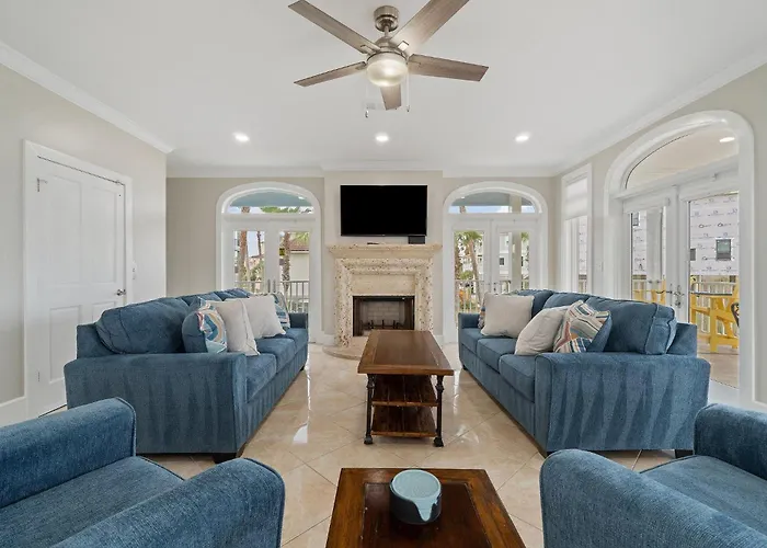 Reunion Beach House Holiday home