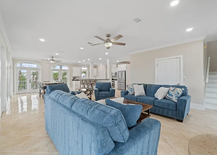 Holiday home Reunion Beach House *